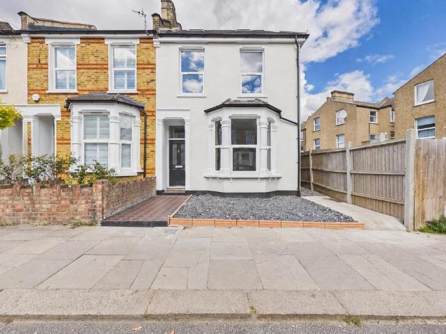 House for sale in London Borough of Lewisham, Greater London