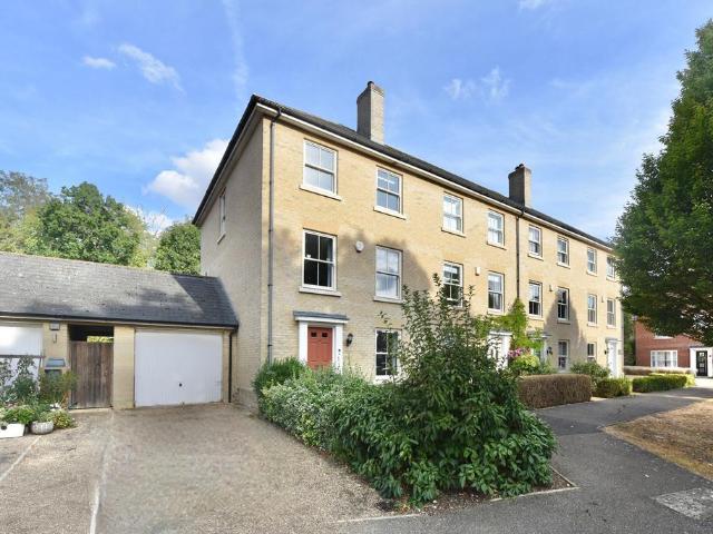 House for sale in Arrington, Cambridgeshire