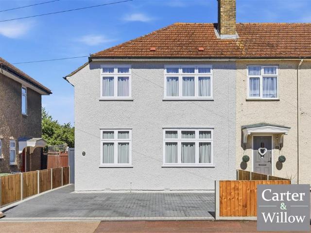 House for sale in Becontree, Greater London