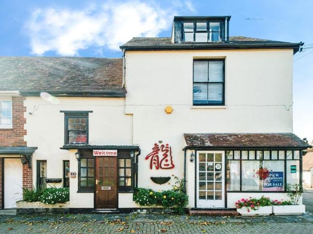 House for sale in Horsham, West Sussex