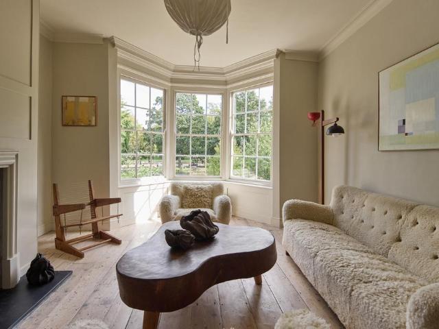 House for sale in East Greenwich, Greater London