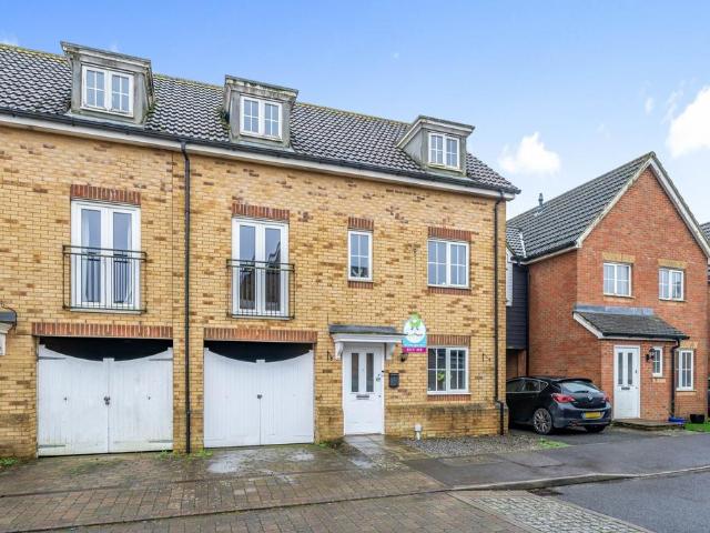 House for sale in Hawkinge, Folkestone