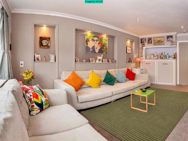 House for sale in Hanover & Queen's Park, Brighton