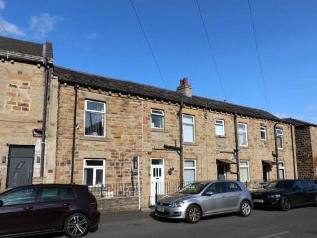 House for sale in Batley, West Yorkshire
