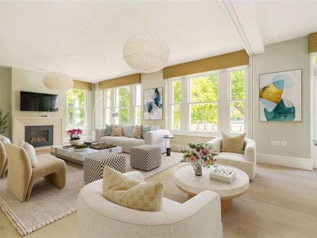 Cottage for sale in Cat Hill, England