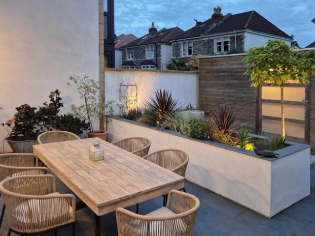 Cottage for sale in Feckenham, City Of Bristol