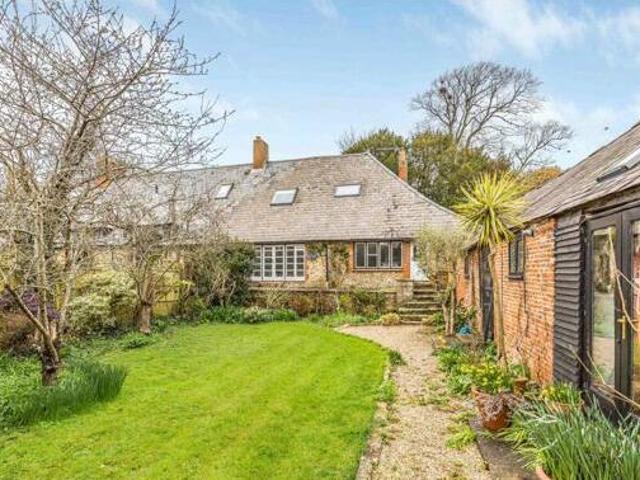 House for sale in Oving, Littlecote