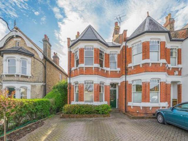 House for sale in Kingston upon Thames, Greater London
