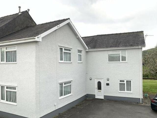 House for sale in Llandovery, Wales