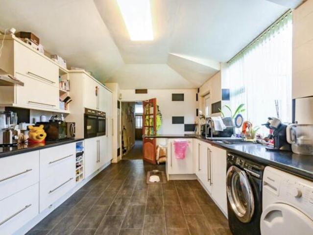 Cottage for sale in Moses Gate, Lee Bank