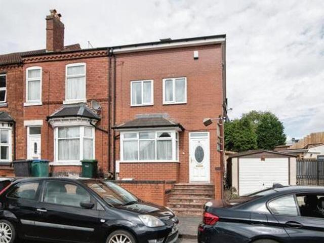 House for sale in Oldbury, West Midlands