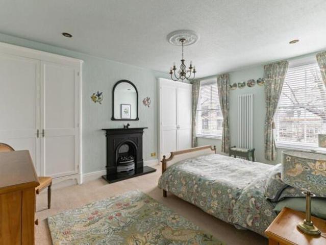 Cottage for sale in Montpellier, Golden Valley