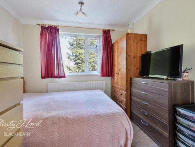 Cottage for sale in Abbey Wood, Greater London