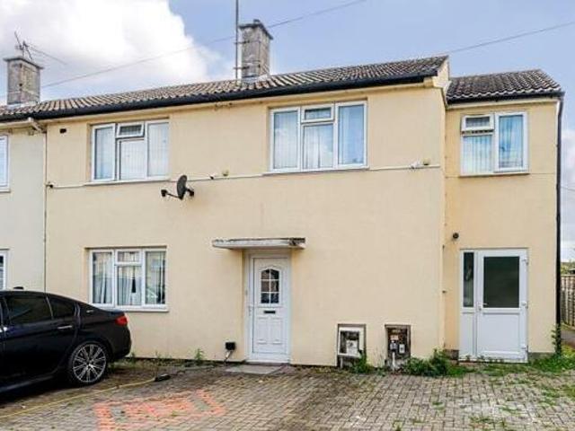 House for sale in The Slade, Oxfordshire