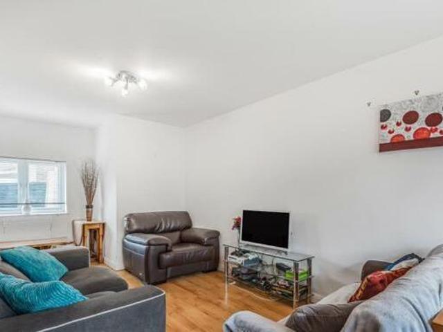 House for sale in The Slade, Oxfordshire