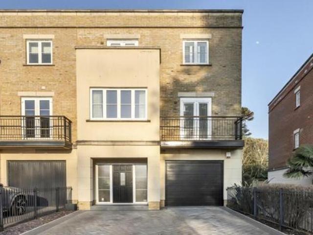 House for sale in Barton Stacey, Hampshire