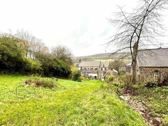 House for sale in Stubbin, Deepcar