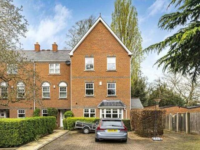House for sale in The Slade, Oxfordshire