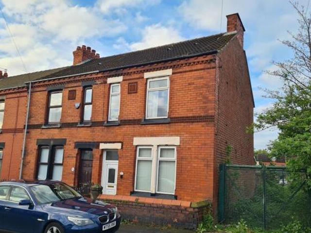House for sale in Widnes, Liverpool City Region