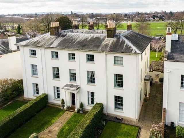 House for sale in Barbourne, Worcestershire
