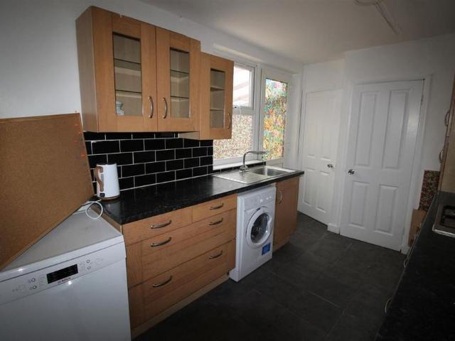 House for rent in Totteridge, High Wycombe