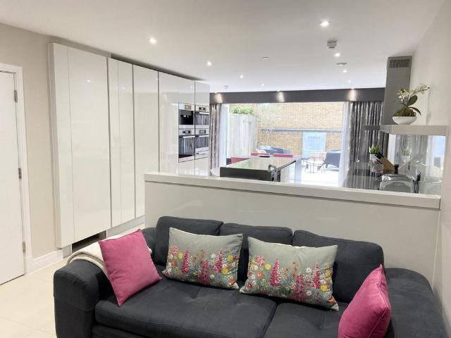 House for rent in Shepherd's Bush, Isle Of Man