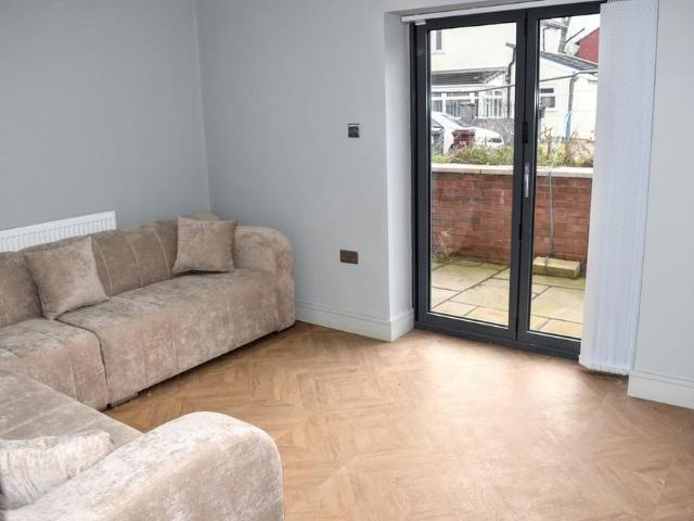 House for rent in Longsight, Manchester