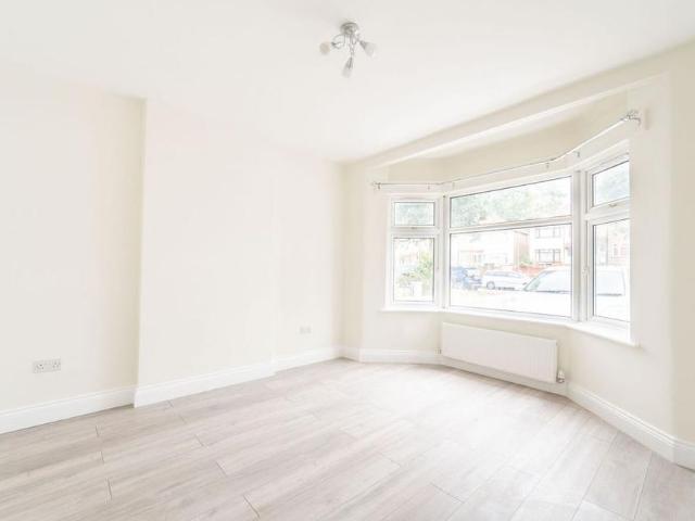 House for rent in Alperton, Greater London
