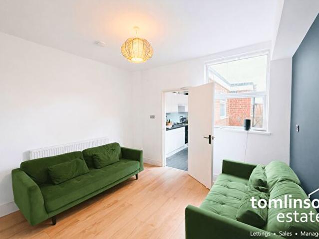 Apartment for rent in Old Lenton, Haddon