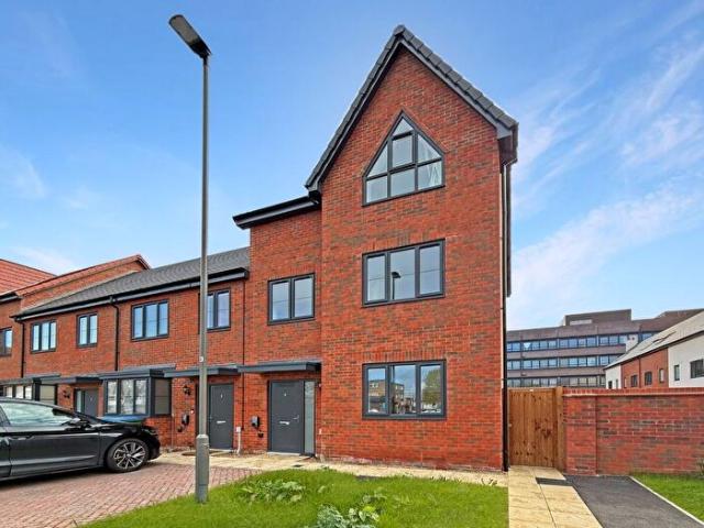 Apartment for rent in Southcourt, Aylesbury