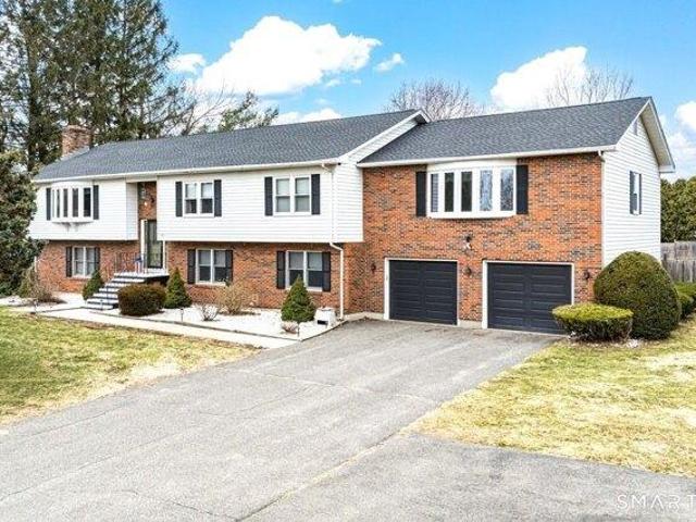 House for sale in Enfield, Connecticut