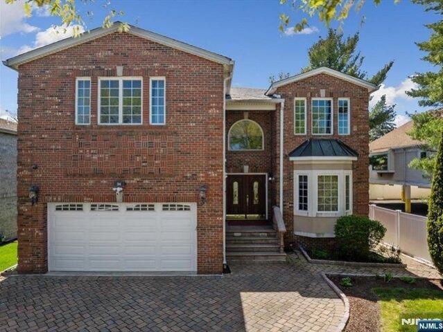 House for sale in Englewood Cliffs