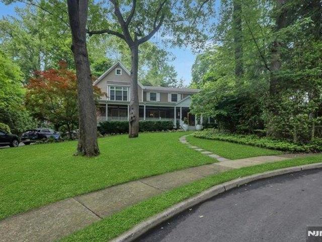 House for sale in Englewood, New Jersey