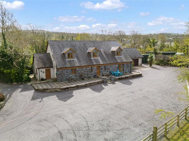 House for sale in Rhostryfan, Wales