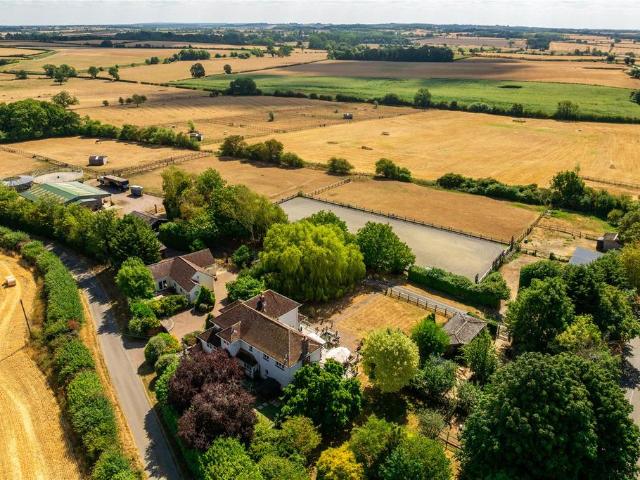 House for sale in Leckhampstead, Buckinghamshire