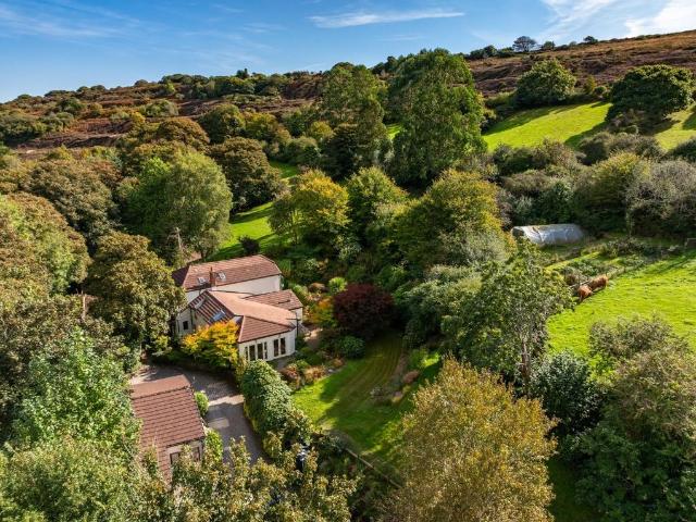 House for sale in Hale Mills, Fernsplatt