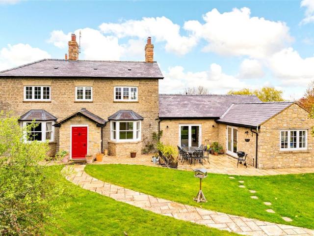 House for sale in Marsh Gibbon, Buckinghamshire
