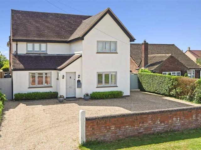 House for sale in Quainton
