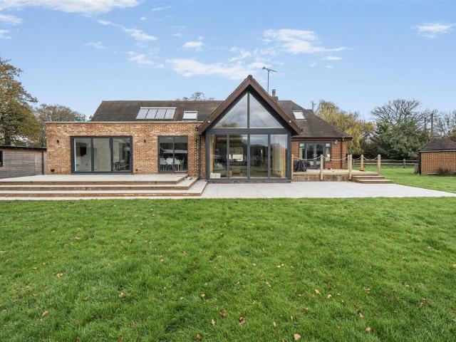 House for sale in Midway, Kent