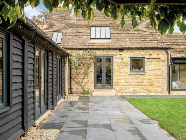 House for sale in Peterborough, Isle Of Man