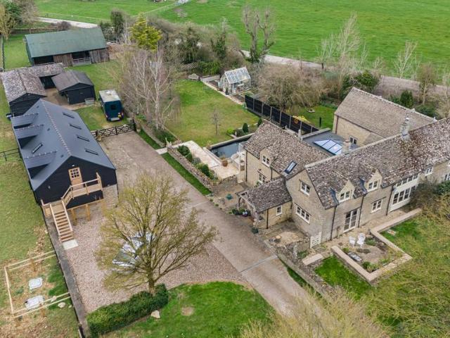 House for sale in Black Bourton, Oxfordshire