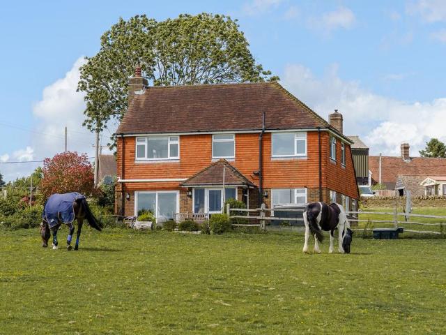 House for sale in Heathlands, East Sussex