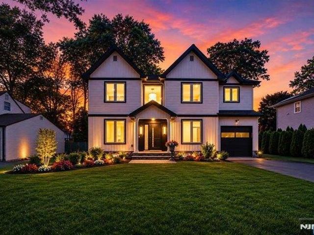 House for sale in Fair Lawn, New Jersey