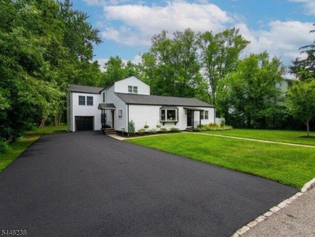 House for sale in Fairfield, New Jersey