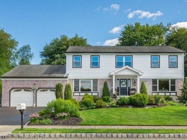 House for sale in Fairfield, New Jersey