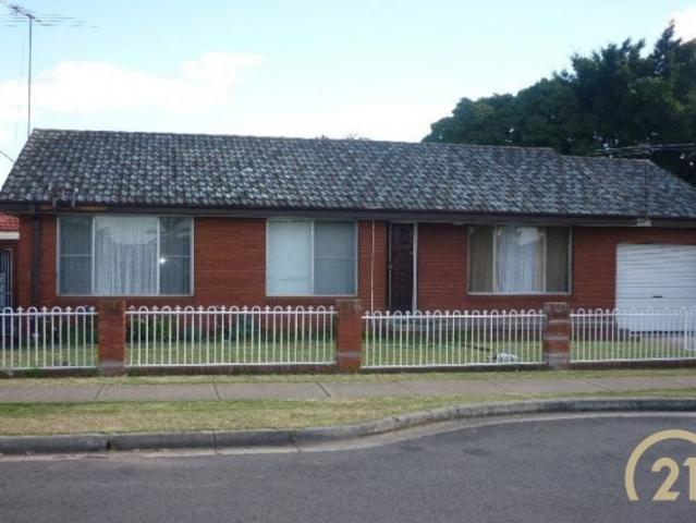 House for rent in Smithfield