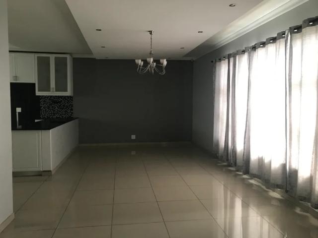 House for rent in Southern Suburbs, Western Cape