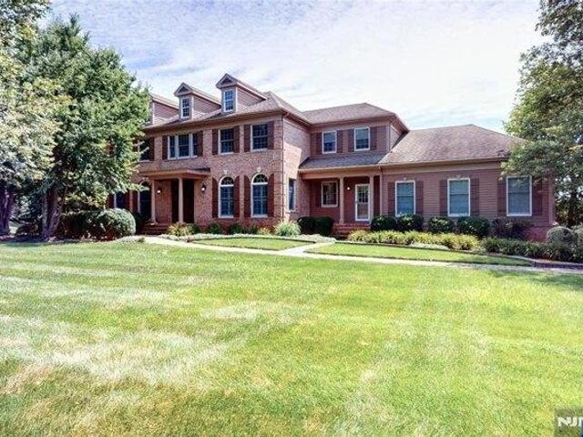 House for sale in Far Hills, New Jersey