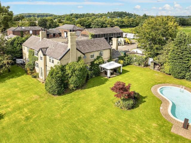 House for sale in Roe Green, Salford
