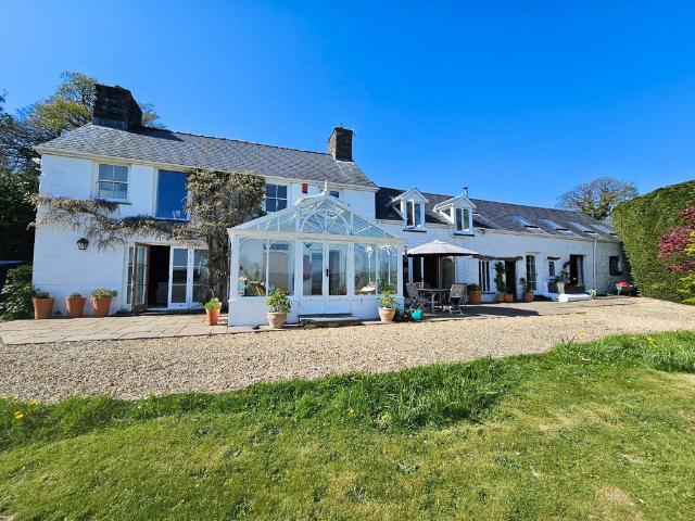 House for sale in Waunfawr, Wales